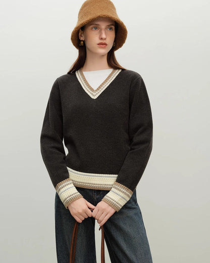 Elsa Contrast Trim V-Neck Knit Sweater
