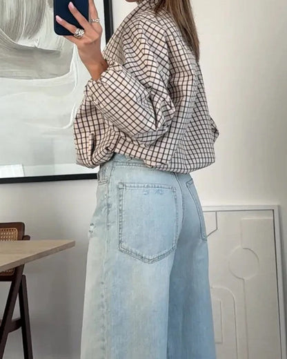 Melissa Checkered Contrast Collar Blouse