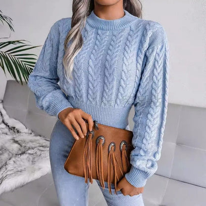 Meriva Cropped Cable Knit Sweater