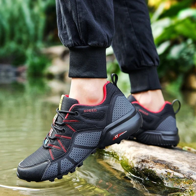 Oriel Trail Grip Running Sneakers