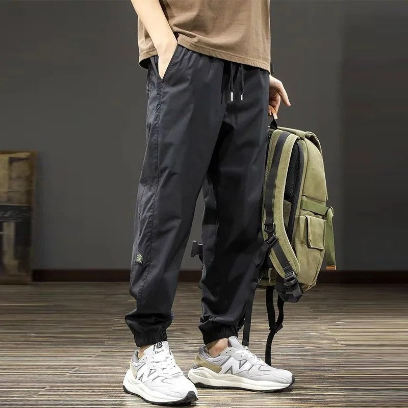 Ruvan Relaxed Tapered Jogger Pants