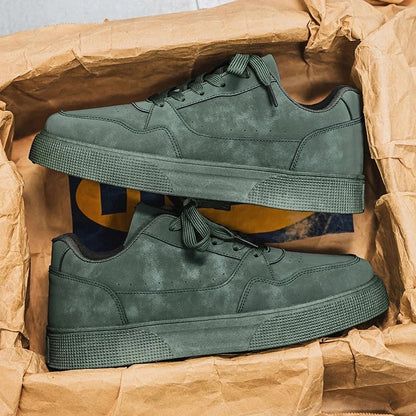 Ruvino Suede Low-Top Court Sneakers