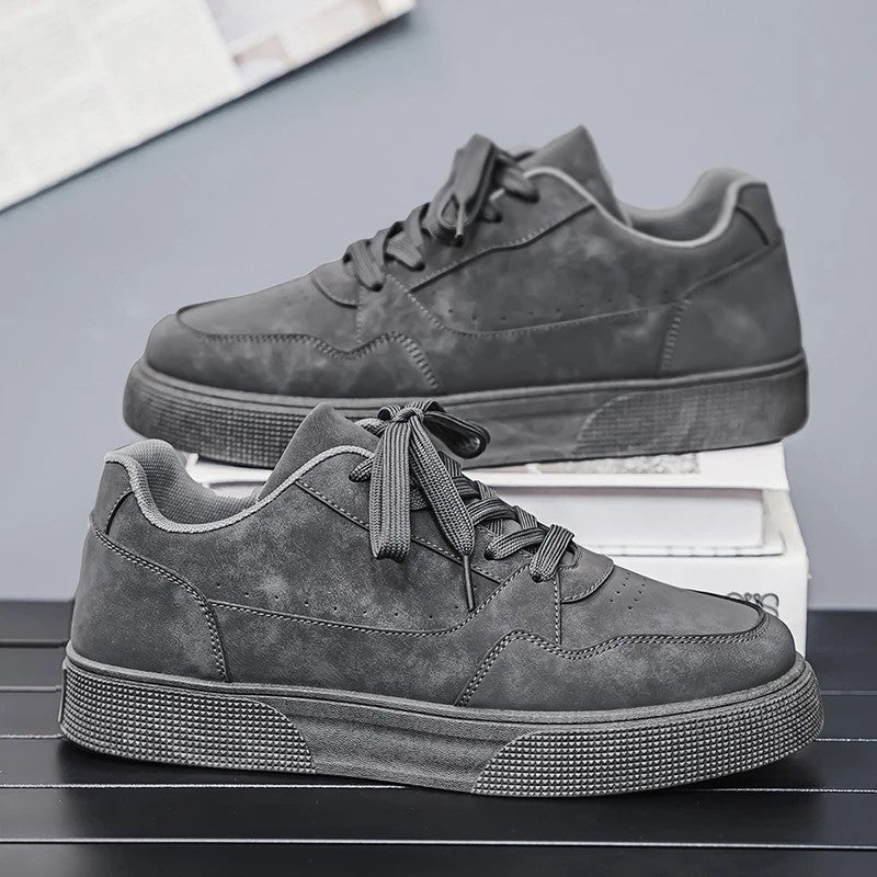 Ruvino Suede Low-Top Court Sneakers